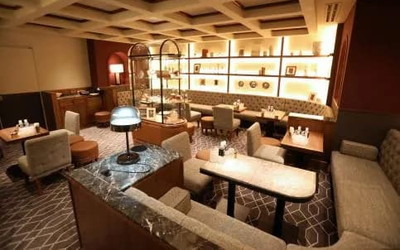 FOUR SEASONS/フォーシーズンの店内1