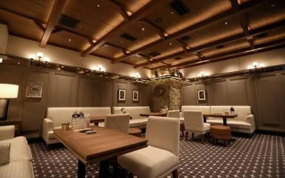 FOUR SEASONS/フォーシーズンの店内3